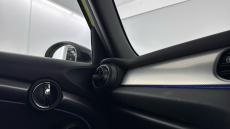 MINI Hatchback 1.5 Cooper Exclusive 5dr Auto Petrol Hatchback